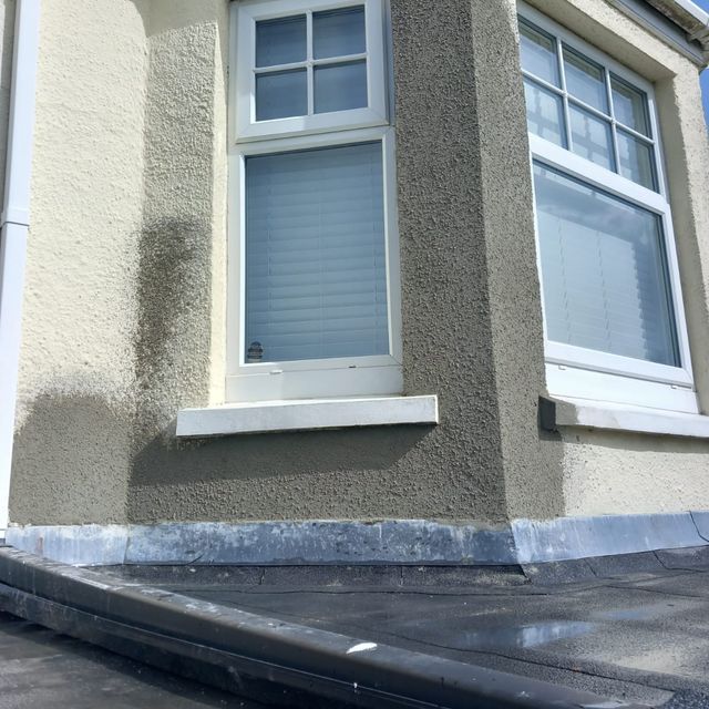 Lime render, smooth flat finish